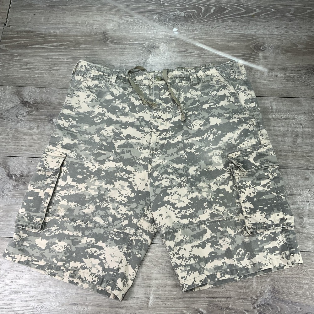 Military ACU UCP Cargo Shorts Mens XL (2XL) Gray Digital Camo Military Army Gulf